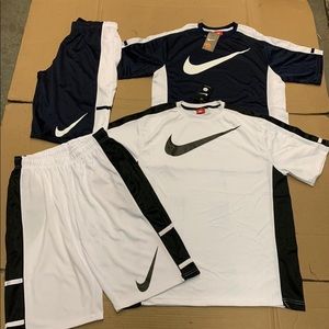 They are selling out fast guys / check my profile